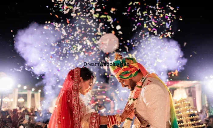 The Wedding Picture Story